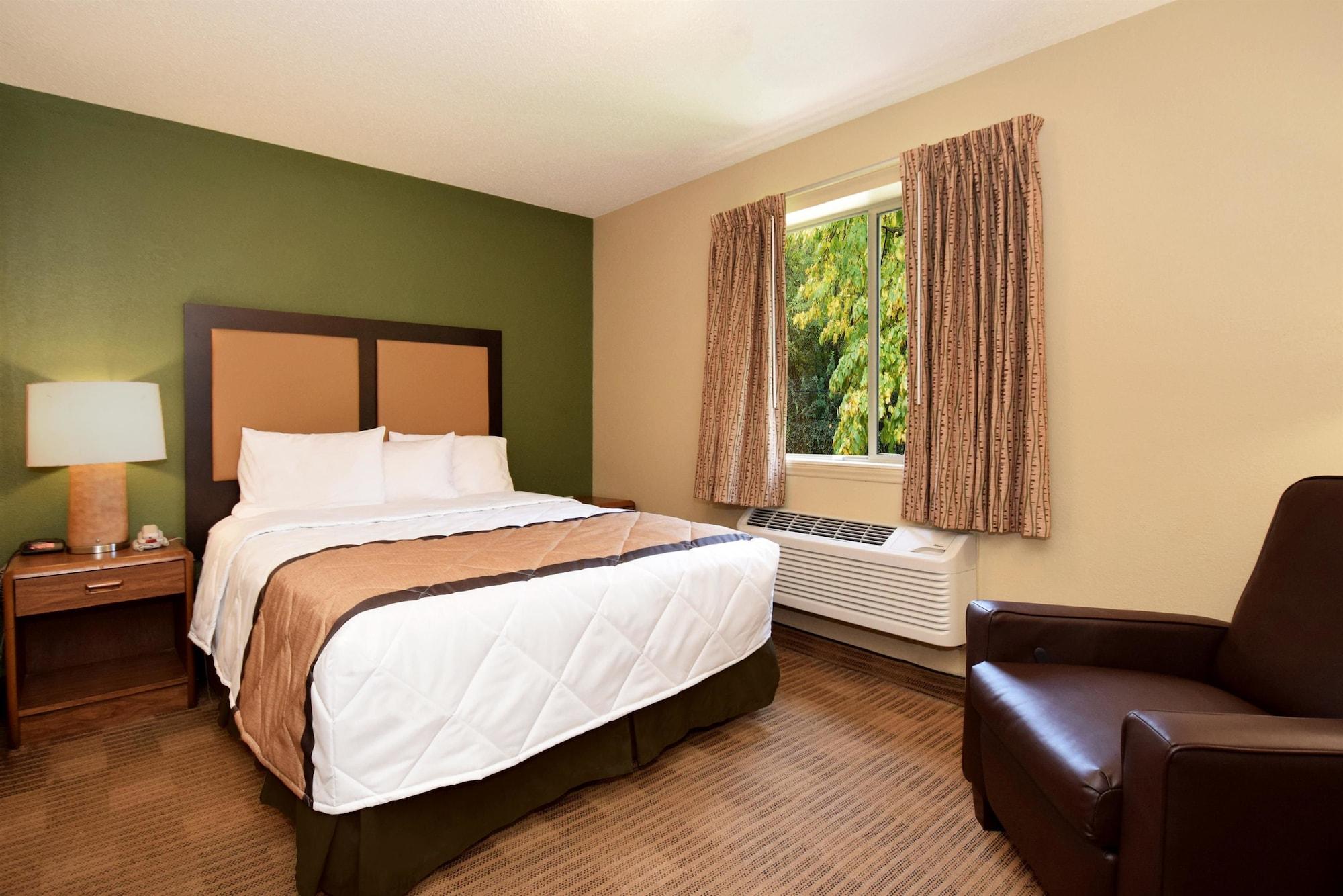 Extended Stay America Select Suites - Rockford - State Street Zewnętrze zdjęcie