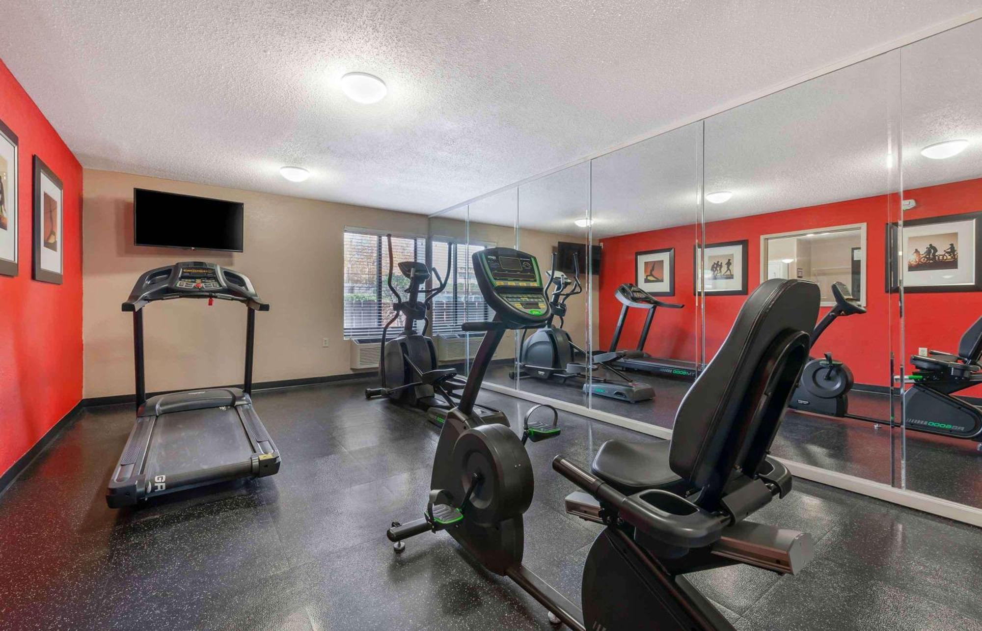 Extended Stay America Select Suites - Rockford - State Street Zewnętrze zdjęcie